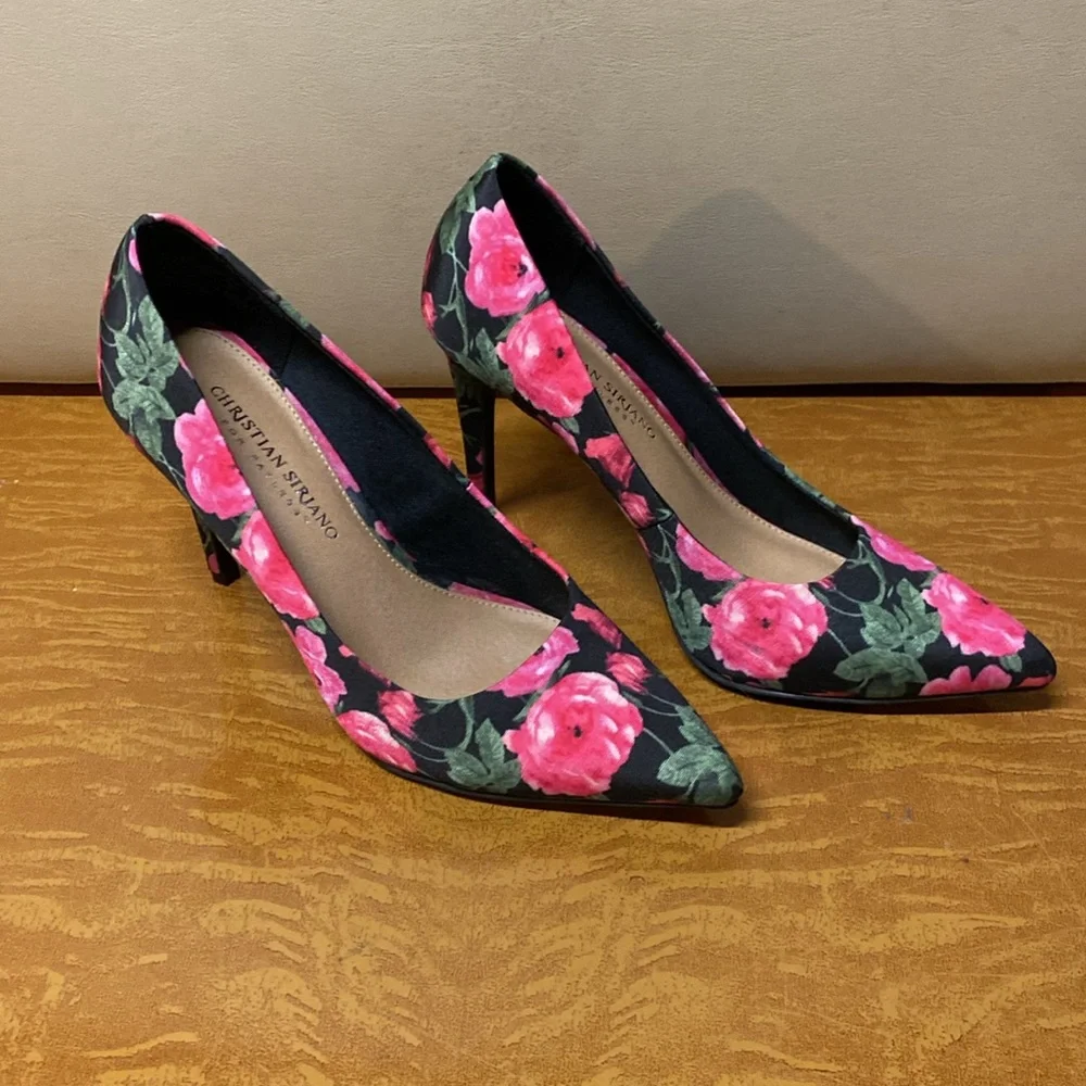 Christian Siriano Floral Fabric Women’s Heels - Picture 2 of 8